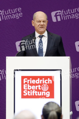 Festakt zum 100. Jubiläum der Friedrich-Ebert-Stiftung in Berlin