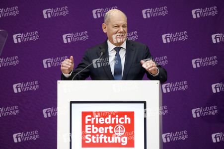 Festakt zum 100. Jubiläum der Friedrich-Ebert-Stiftung in Berlin