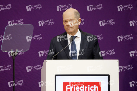 Festakt zum 100. Jubiläum der Friedrich-Ebert-Stiftung in Berlin