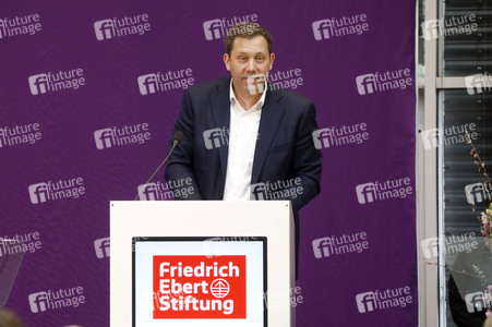 Festakt zum 100. Jubiläum der Friedrich-Ebert-Stiftung in Berlin
