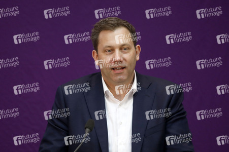 Festakt zum 100. Jubiläum der Friedrich-Ebert-Stiftung in Berlin