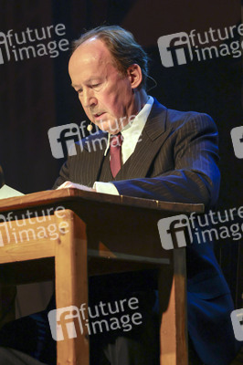 Musikalische Lesung mit Ulrich Noethen und dem Moka Efti Orchestra in Köln