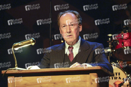 Musikalische Lesung mit Ulrich Noethen und dem Moka Efti Orchestra in Köln