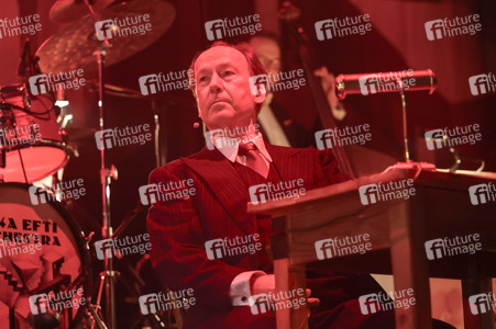 Musikalische Lesung mit Ulrich Noethen und dem Moka Efti Orchestra in Köln