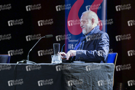 Colum McCann und Jan-Gregor Kremp auf der lit.Cologne 2025 in Köln