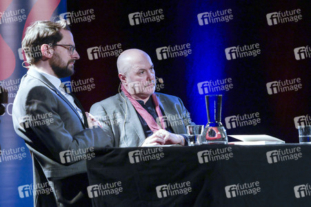 Colum McCann und Jan-Gregor Kremp auf der lit.Cologne 2025 in K