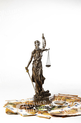 Symbolfoto Geldstrafe