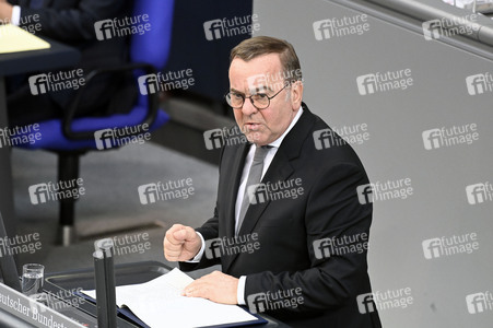 214. Sitzung des Deutschen Bundestages in Berlin