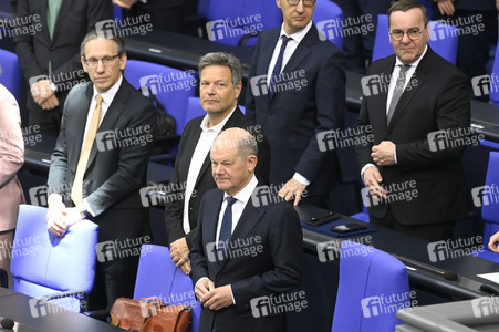 214. Sitzung des Deutschen Bundestages in Berlin