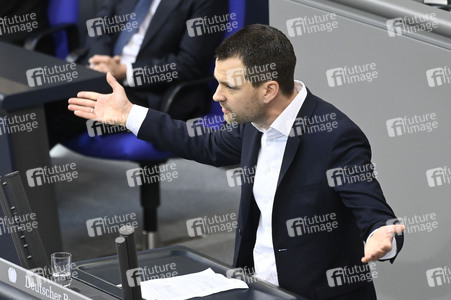 214. Sitzung des Deutschen Bundestages in Berlin