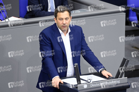 214. Sitzung des Deutschen Bundestages in Berlin