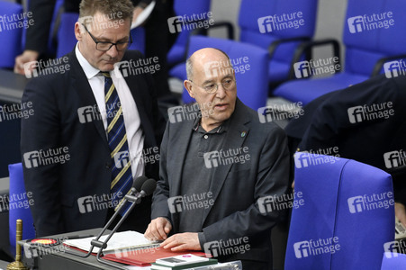 214. Sitzung des Deutschen Bundestages in Berlin