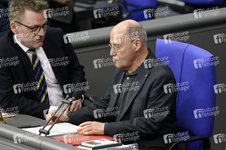 214. Sitzung des Deutschen Bundestages in Berlin