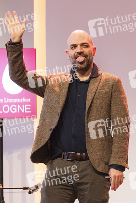 Roberto Saviano und Barbara Auer auf der lit.Cologne 2025 in Köln