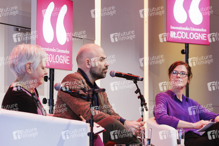 Roberto Saviano und Barbara Auer auf der lit.Cologne 2025 in Köln