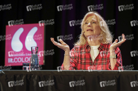 Annette Frier und Maren Kroymann auf der lit.Cologne 2025 in Kö