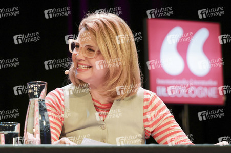 Annette Frier und Maren Kroymann auf der lit.Cologne 2025 in Köln