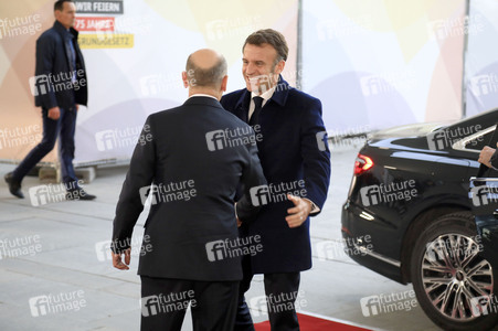 Empfang des Staatspräsidenten der Französischen Republik in Berlin