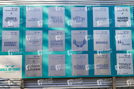 Ehrung zu 20 Jahre lit.Cologne-Lesungen am Tanzbrunnen in Köln