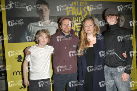 Filmpremiere 'Mit der Faust in die Welt schlagen' in Berlin