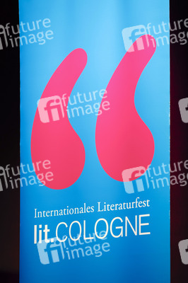 Esther Schweins, Dietmar Bär und Thomas Böhm auf der lit.Cologne 2025 in Köln