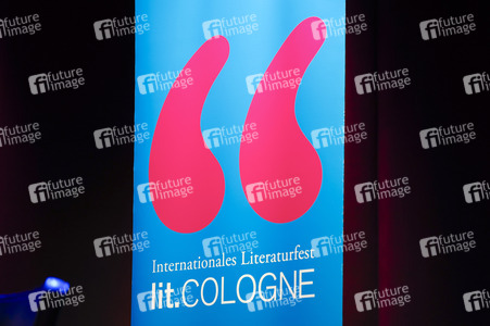 Esther Schweins, Dietmar Bär und Thomas Böhm auf der lit.Cologne 2025 in Köln