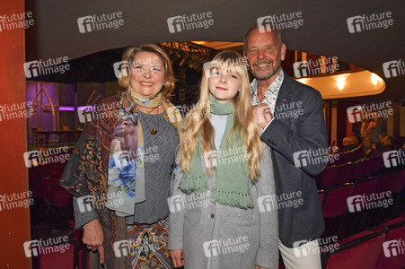 Theaterpremiere 'Kardinalfehler' in München