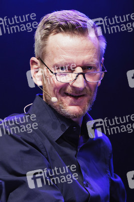 Annette Frier und Michael Kessler auf der lit.Cologne 2025 in Köln
