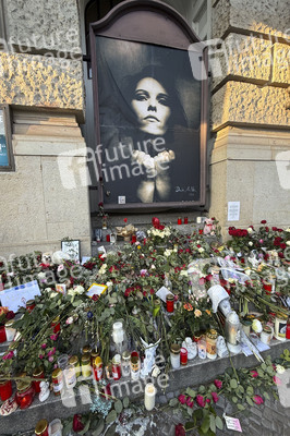 Gedenken an AnNa R. am Theater des Westens in Berlin