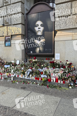 Gedenken an AnNa R. am Theater des Westens in Berlin