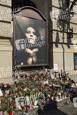 Gedenken an AnNa R. am Theater des Westens in Berlin