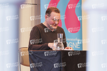 Devid Striesow und Paul Ingendaay  auf der lit.Cologne 2025 in Köln