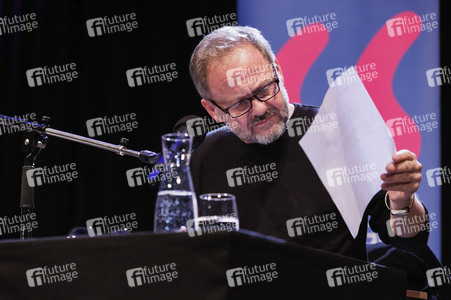 Samuel Finzi, Nina Kunzendorf und Jakob Hein auf der lit.Cologne 2025 in Köln