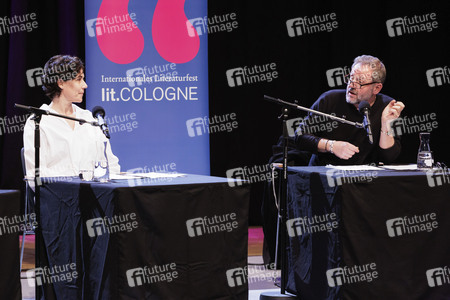 Samuel Finzi, Nina Kunzendorf und Jakob Hein auf der lit.Cologne 2025 in Köln