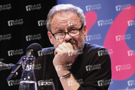 Samuel Finzi, Nina Kunzendorf und Jakob Hein auf der lit.Cologne 2025 in Köln