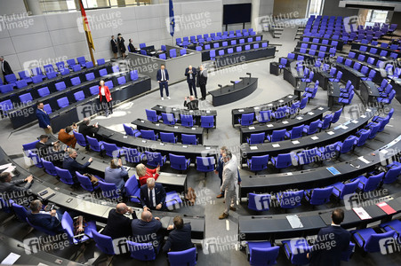 Konstituierende Sitzung des 21. Deutschen Bundestages in Berlin