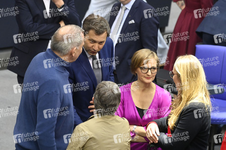 Konstituierende Sitzung des 21. Deutschen Bundestages in Berlin