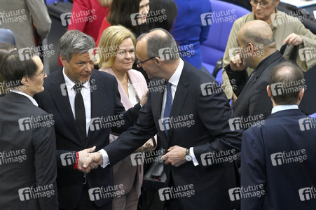 Konstituierende Sitzung des 21. Deutschen Bundestages in Berlin