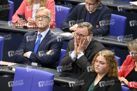 Konstituierende Sitzung des 21. Deutschen Bundestages in Berlin