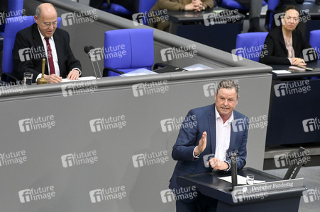 Konstituierende Sitzung des 21. Deutschen Bundestages in Berlin