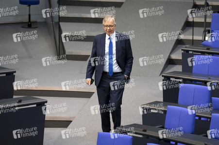 Konstituierende Sitzung des 21. Deutschen Bundestages in Berlin