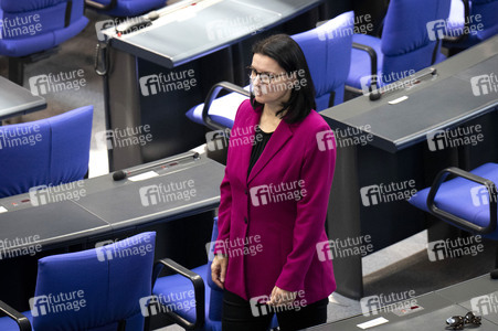 Konstituierende Sitzung des 21. Deutschen Bundestages in Berlin