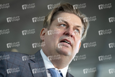 Konstituierende Sitzung des 21. Deutschen Bundestages in Berlin