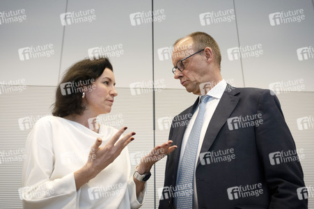 Fraktionssitzung der CDU/CSU-Bundestagsfraktion in Berlin