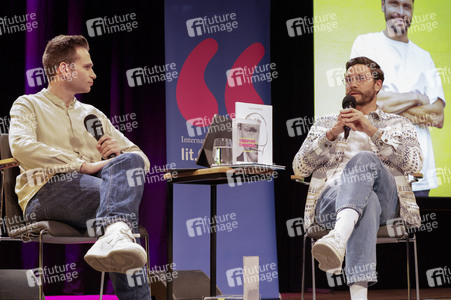 Fabian Köster und Jonas Hector auf der lit.Cologne 2025 in Köln