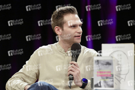 Fabian Köster und Jonas Hector auf der lit.Cologne 2025 in Köln