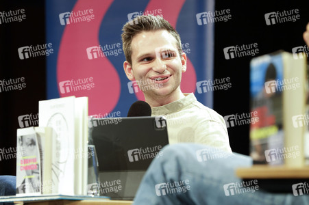 Fabian Köster und Jonas Hector auf der lit.Cologne 2025 in Köln