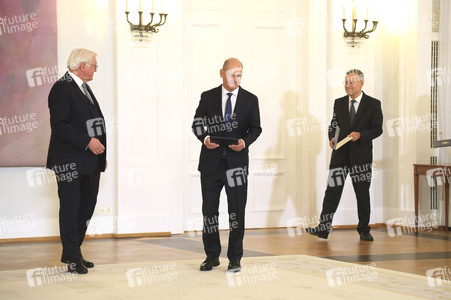 Entlassung der Bundesregierung durch den Bundespräsidenten in Berlin