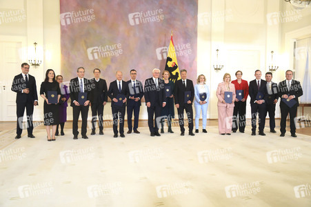 Entlassung der Bundesregierung durch den Bundespräsidenten in Berlin