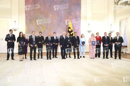 Entlassung der Bundesregierung durch den Bundespräsidenten in Berlin